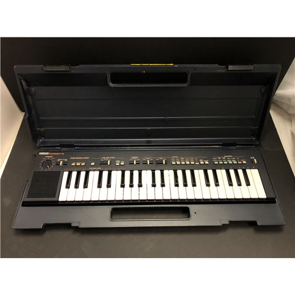 Yamaha PortaSound PS-400 - electric piano keyboard