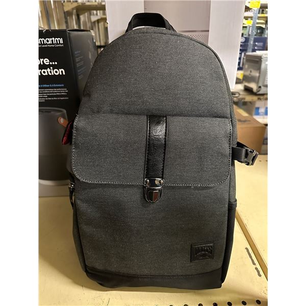 New Roots Compact Backpack