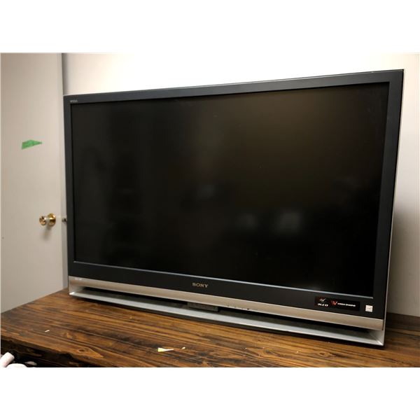 Sony 50" Grand Wegaô high-definition LCD TV - model no. KF-E50A10