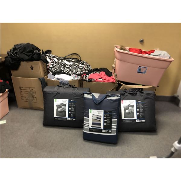 Large group of assorted clothing & bedding - includes bed in a bag / bed sheets / duffle bag / leath