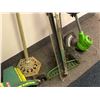 Image 3 : Large group of assorted outdoor working equipment - includes 5 shovels / electric edger weed eater /