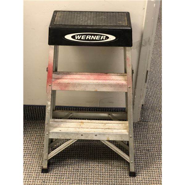 Werner - 2ft aluminum step stool - model 150BCA