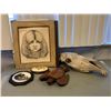 Image 1 : Group of assorted decorative items - includes Rarotonga 2005 wooden sculpture / animal head skull /