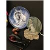 Image 3 : Group of assorted decorative items - includes smoking pipes / ceramic eagle statue / wolf rock mount