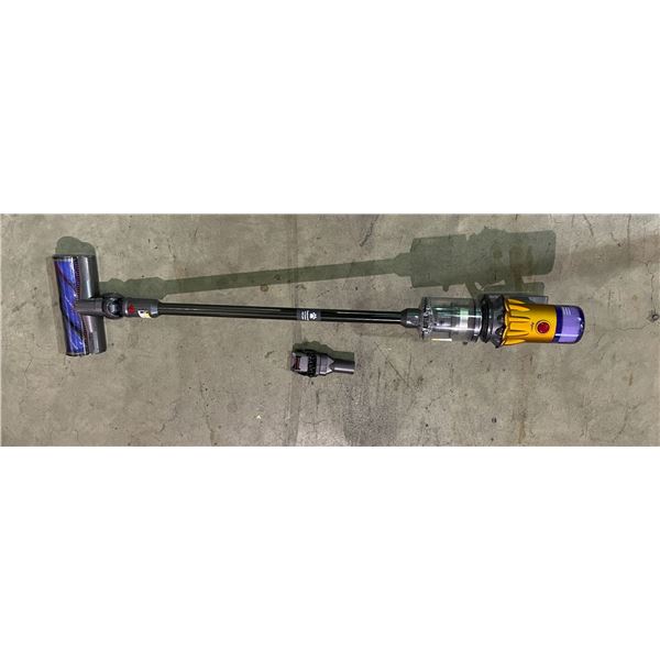 New open box Dyson V12 cordless stick vacuum w/ 1 accessory - retail $899.99 - new demo unit no box,