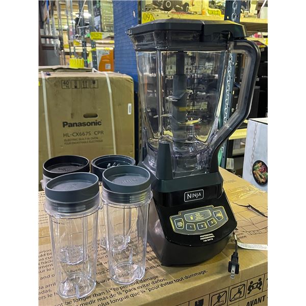 New open box Ninja Professional 1100W blender w/ 4 smoothie cups/blender - new demo unit, no box
