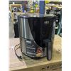 Image 1 : New Bella Pro Series 8qt air fryer w/ touch screen stainless steel - new demo unit, no box