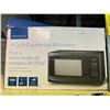 Image 2 : Insignia 0.9 cu. ft. counter-top microwave NS-MW09BK0-C