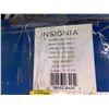 Image 3 : Insignia 0.9 cu. ft. counter-top microwave NS-MW09BK0-C