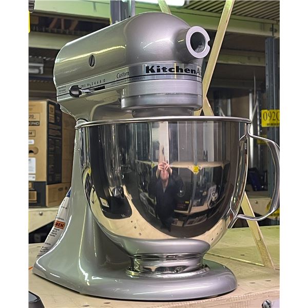 New open box KitchenAid Custom mixer KSM120MC - new demo unit, no box