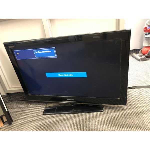 Samsung 40" LCD TV - model LN40B530P7F