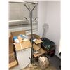 Image 2 : Large group of assorted misc items - includes pie pans / table foil lids / industrial pans etc