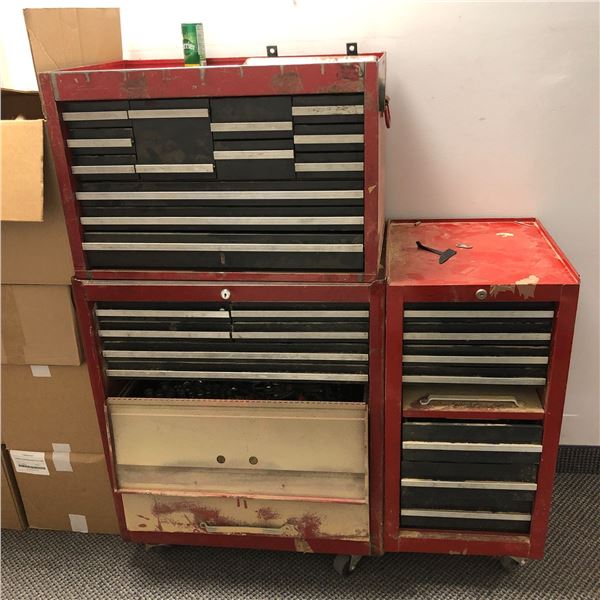 Mobile red mechanics toolbox on casters - includes set of sockets etc
