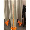 Image 3 : Group of 2 heavy-duty aluminum tripods