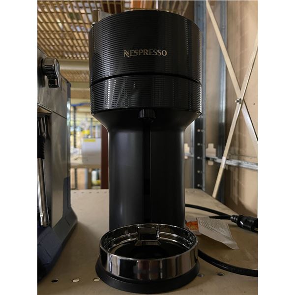 New open box Breville Nespresso coffee machine BNV530BLK1 - new demo unit, no box (water tank missin