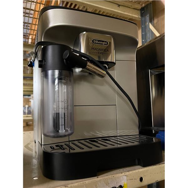 New open box DeLonghi Magnifica Evo coffee machine ECAM29084S - new demo unit, no box