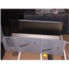 Image 6 : New Whirlpool 36" wall-mount canopy range hood