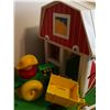 Image 3 : Fisher Price barn with tractor and animals