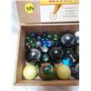 Image 2 : Lot of marbles inside cigar box
