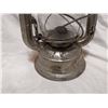 Image 2 : Hasag #651 Bat logo barn lamp