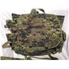 Image 2 : Army backpack (new) and gently used duffle bag