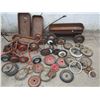 Image 3 : Large Lot of Vintage Wagons and Wheels