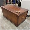 Image 1 : Wooden cedar trunk - 31"W x 19"D x 16.5"H