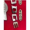 Image 4 : Dodge 700 chrome badges