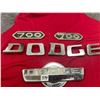 Image 6 : Dodge 700 chrome badges