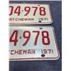 Image 3 : Pair of 1971 Saskatchewan license plates