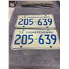 Image 1 : Pair of 1972 Saskatchewan license plates
