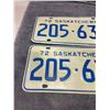 Image 2 : Pair of 1972 Saskatchewan license plates