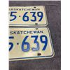 Image 3 : Pair of 1972 Saskatchewan license plates