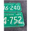Image 3 : Pair of 1969 Saskatchewan license plates - farm