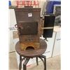 Image 1 : Oil burning stove - Nu-way stove Co. - Wolverine, Michigan - 14"x7"