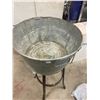 Image 2 : Round galvanized steel tub - 20"