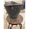 Image 3 : Coal pail