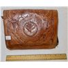 Image 2 : reversible ladies hand tooled leather purse