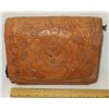 Image 9 : reversible ladies hand tooled leather purse