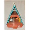 Image 1 : vintage Fisher Price "Play Family A Frame" house