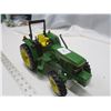 Image 2 : John Deere tractor model