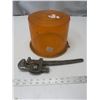 Image 1 : beacon cover and pipe wrench