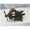 Image 3 : swivel vise