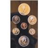 Image 2 : 1977 Double Dollar Specimen Set. Silver Dollar commemorates the Silver Jubilee (25th Anniversary) of