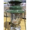 Image 3 : vintage Coleman lantern