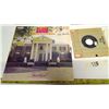 Image 4 : 2 Elvis LP's and Rare Elvis 45's