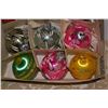 Image 3 : Box of vintage tree ornaments