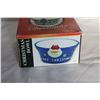 Image 1 : Christmas Bowl in original box.  5.5 inches (13.5 cm) in diameter, 3.25 inches (8 cm) high, bright b
