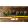 Image 1 : 7 Insulators