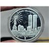 Image 5 : 2005 "Freedom Tower" US 1 dollar, .999 silver coin